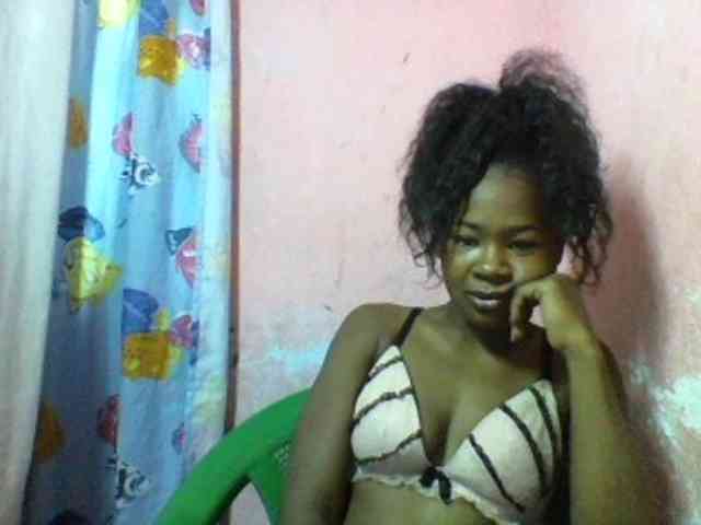 nomenen webcam