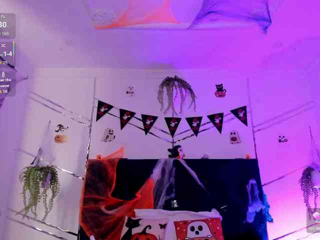 Camilla-Miller01 webcam