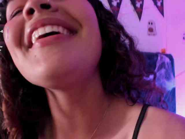 Camilla-Miller01 webcam