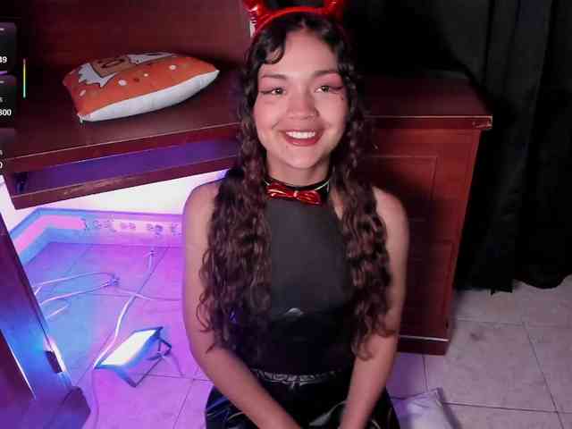 Camilla-Miller01 webcam