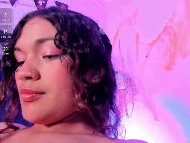 Camilla-Miller01 webcam