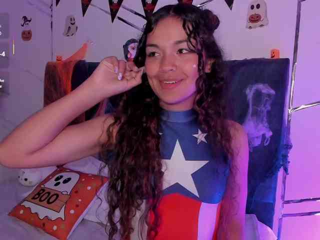 Camilla-Miller01 webcam