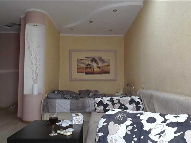 LunaLicksy webcam