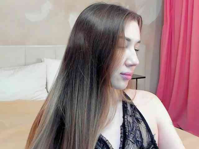 LizaLove webcam