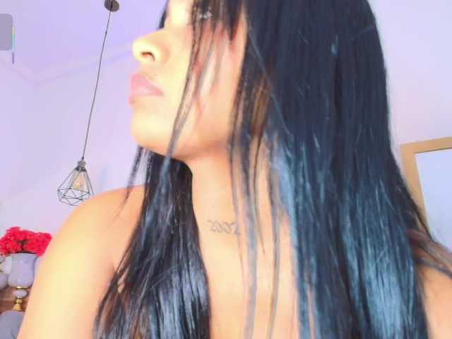 Melany-Miller webcam