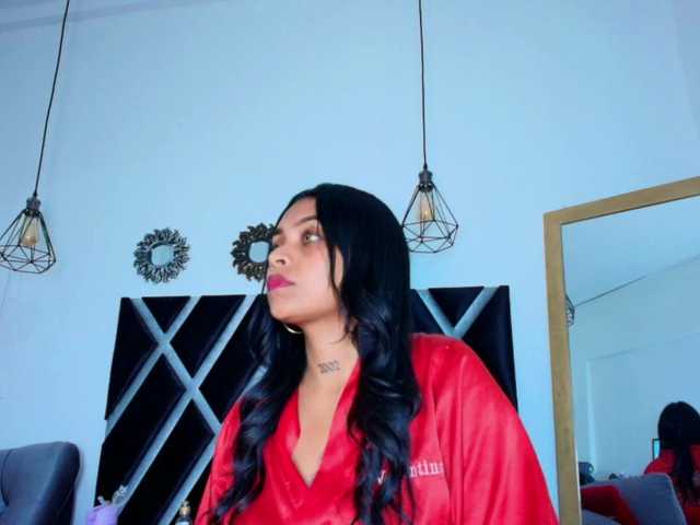 Melany-Miller webcam