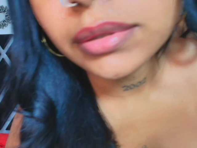 Melany-Miller webcam