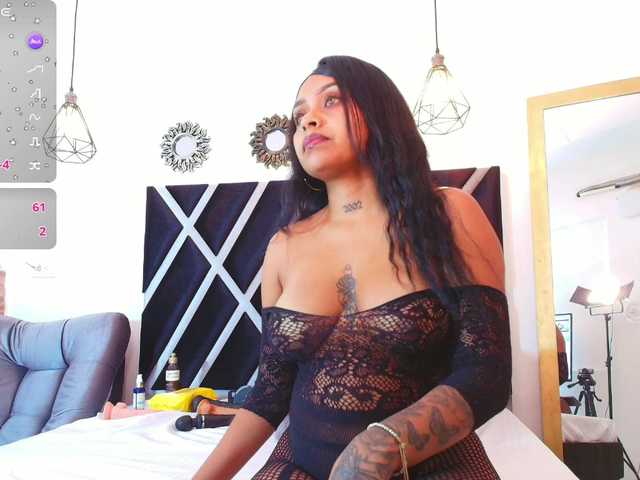 Melany-Miller webcam