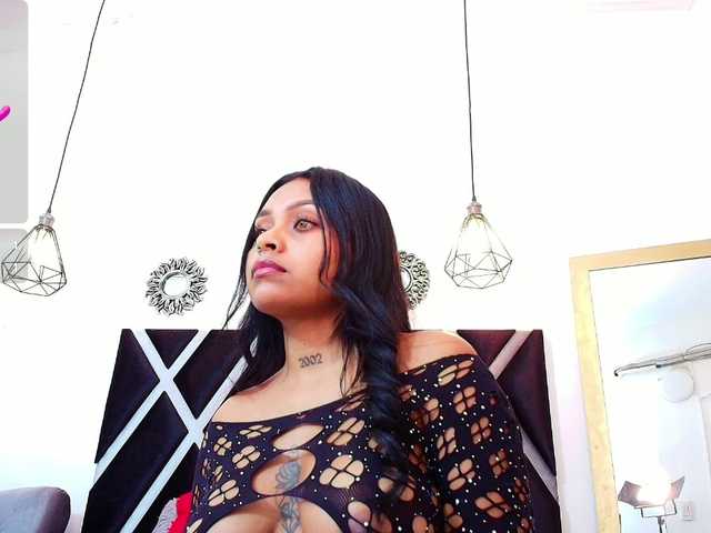 Melany-Miller webcam