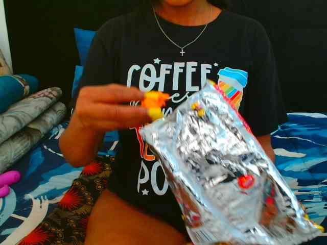 SexyCreamyPussy webcam