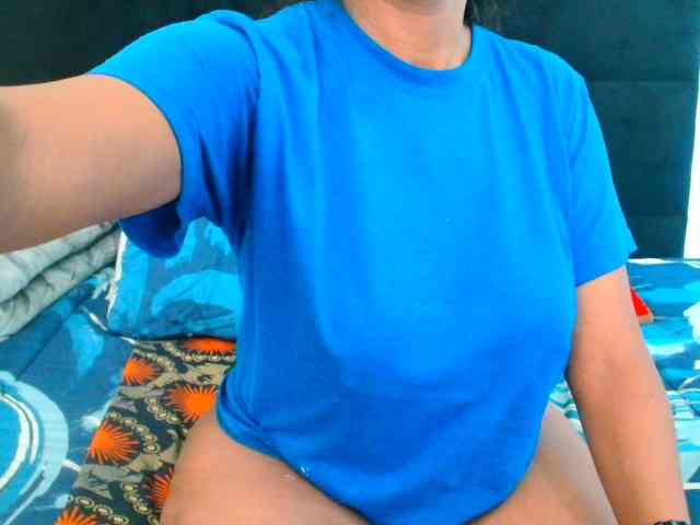 SexyCreamyPussy webcam