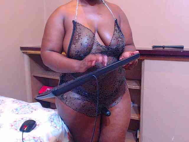 sexychocolatbox10 webcam