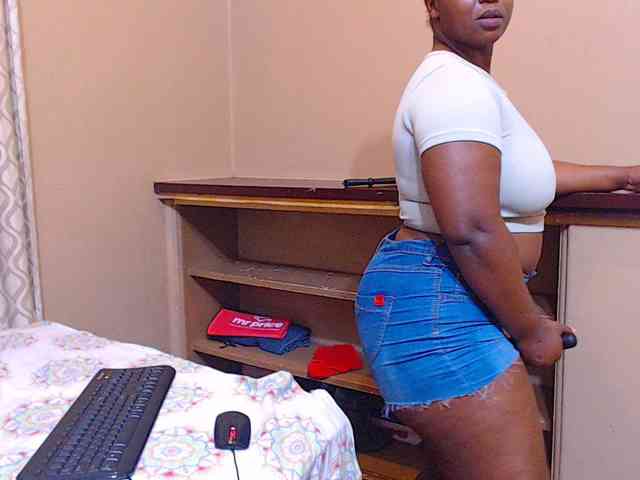 sexychocolatbox10 webcam