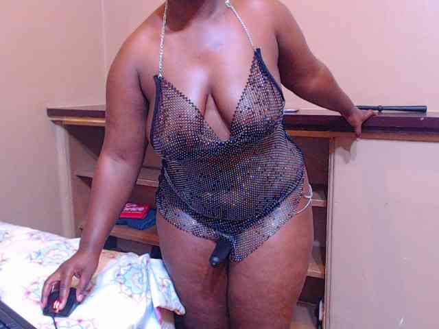 sexychocolatbox10 webcam