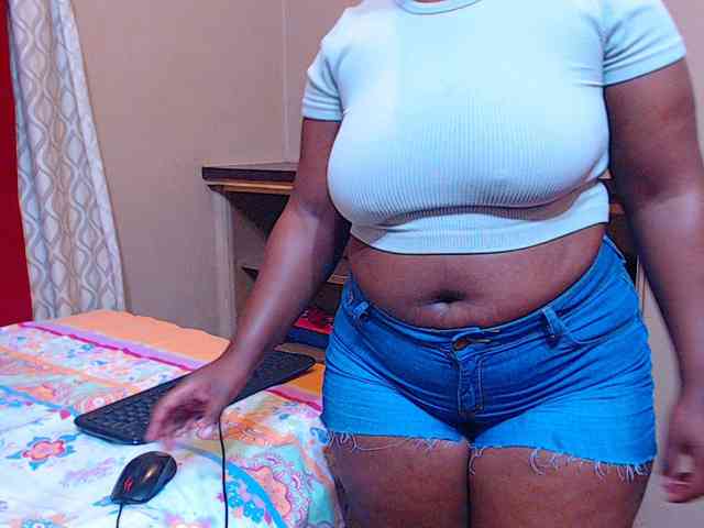sexychocolatbox10 webcam