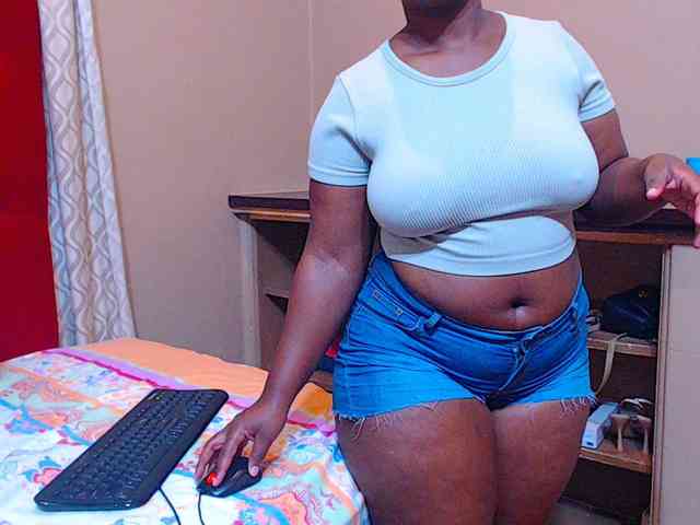 sexychocolatbox10 webcam