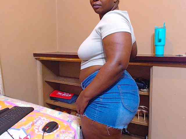 sexychocolatbox10 webcam