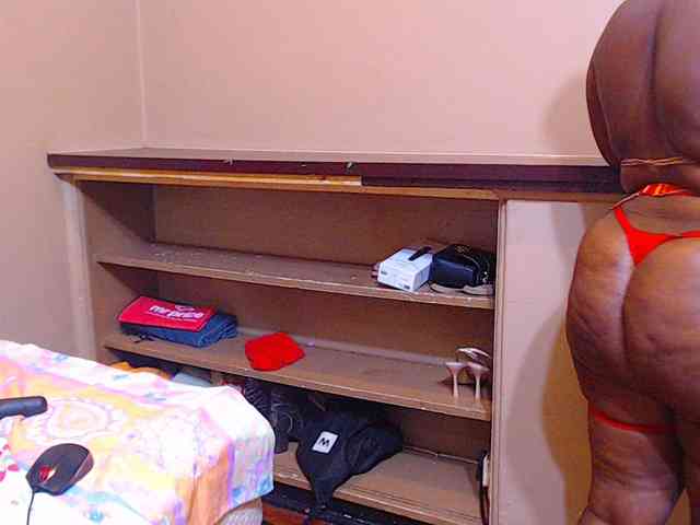 sexychocolatbox10 webcam