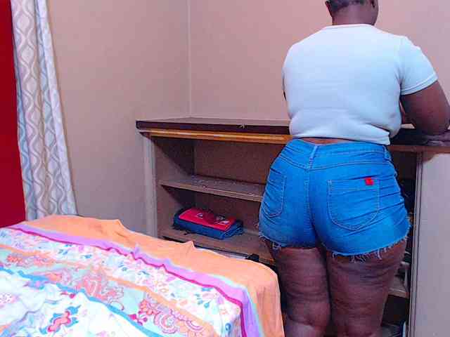 sexychocolatbox10 webcam