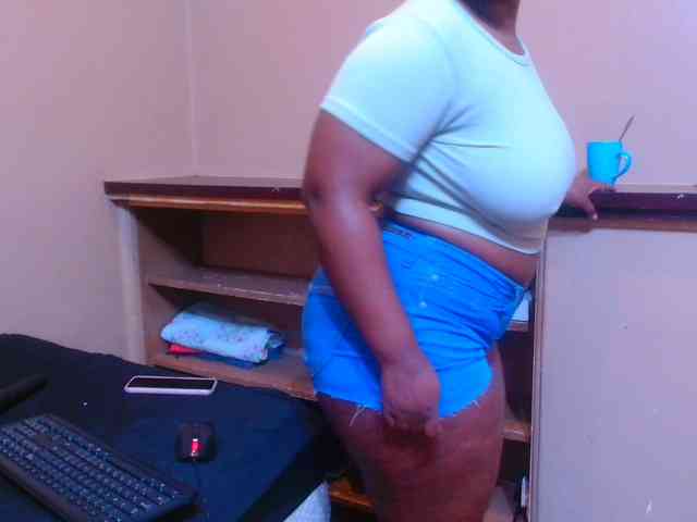 sexychocolatbox10 webcam