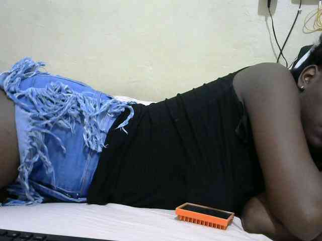 Tightpussie1 webcam