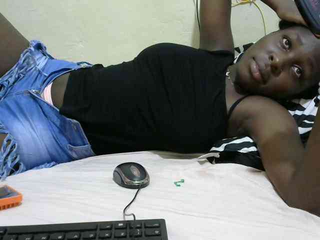 Tightpussie1 webcam