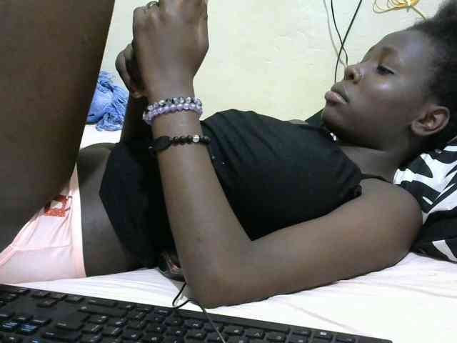 Tightpussie1 webcam