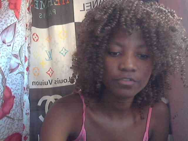 Elizahhh webcam