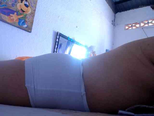 maturehornykinky webcam