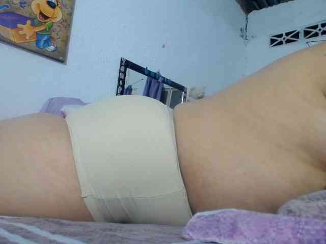 maturehornykinky webcam