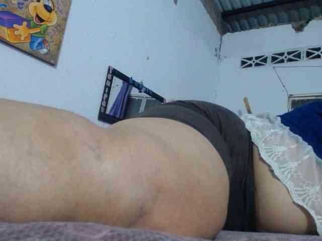 maturehornykinky webcam