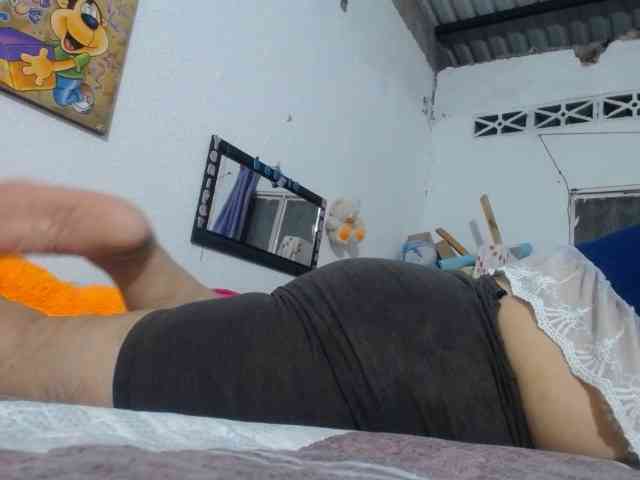 maturehornykinky webcam