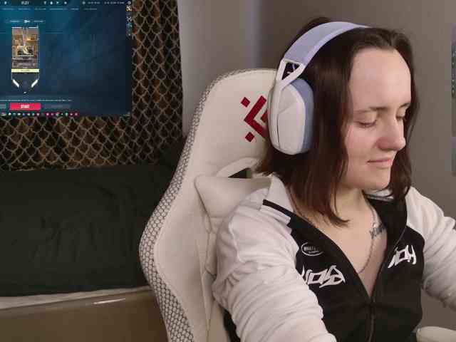 LunaL0ve webcam