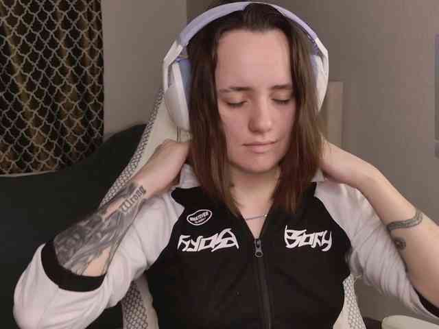 LunaL0ve webcam