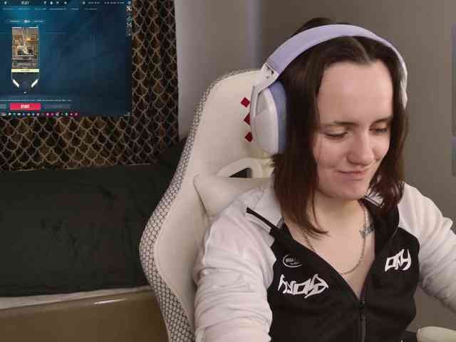 LunaL0ve webcam