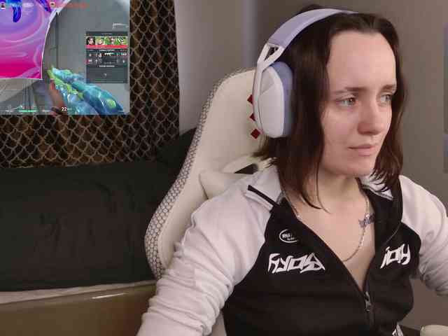 LunaL0ve webcam
