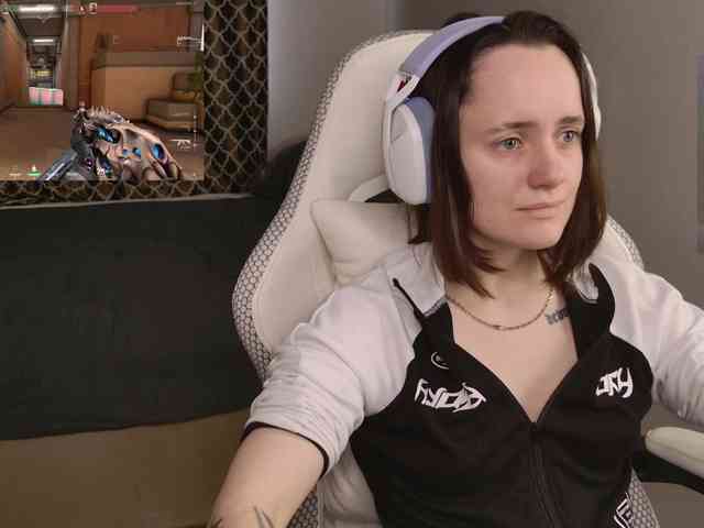LunaL0ve webcam
