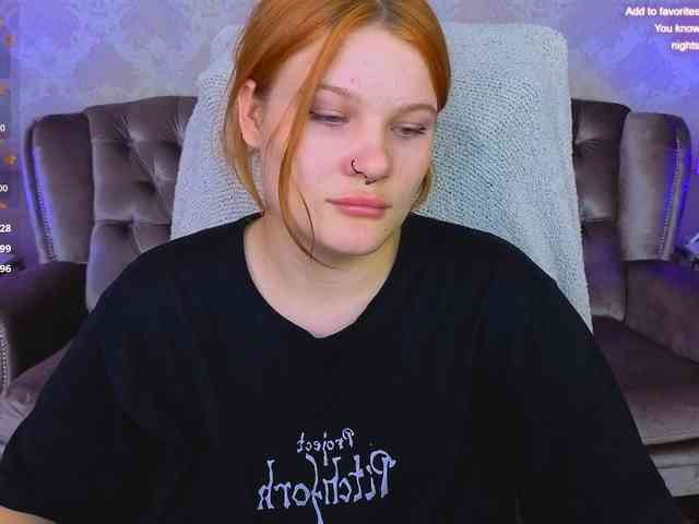 ClumsyNana webcam