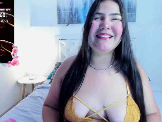 LucyColleen webcam