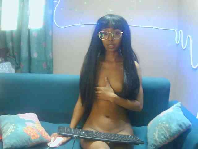Marinahgrey webcam