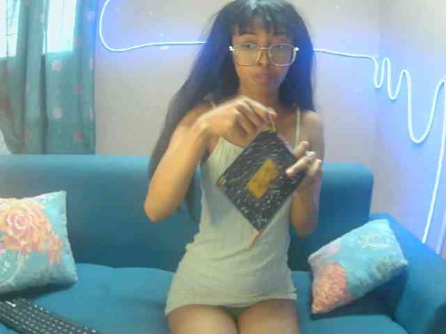 Marinahgrey webcam