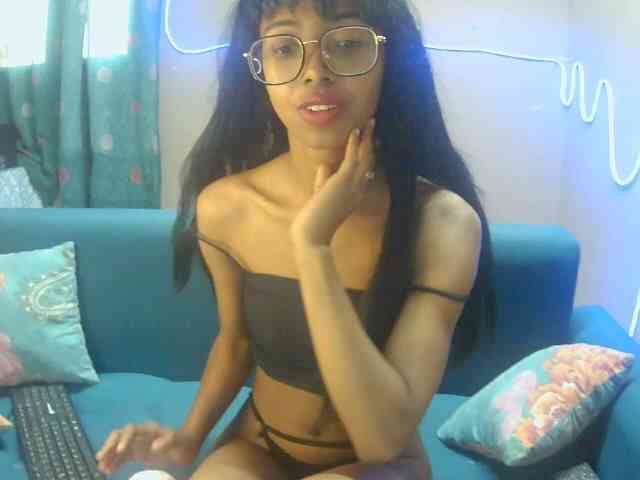 Marinahgrey webcam