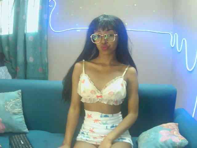 Marinahgrey webcam