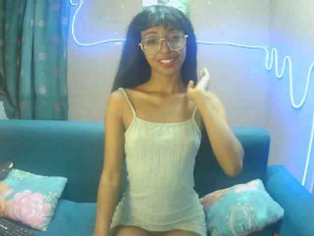 Marinahgrey webcam
