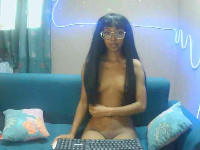 Marinahgrey webcam