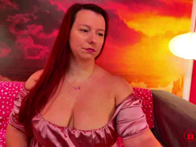 BoobyIANA webcam