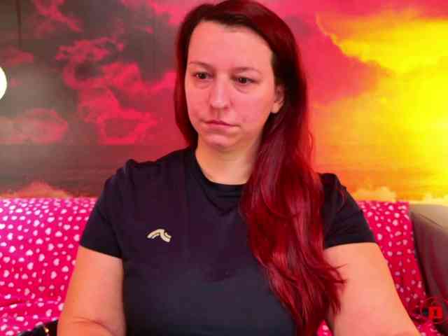 BoobyIANA webcam