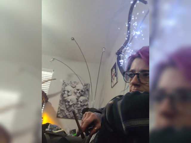 DevilynSloane webcam
