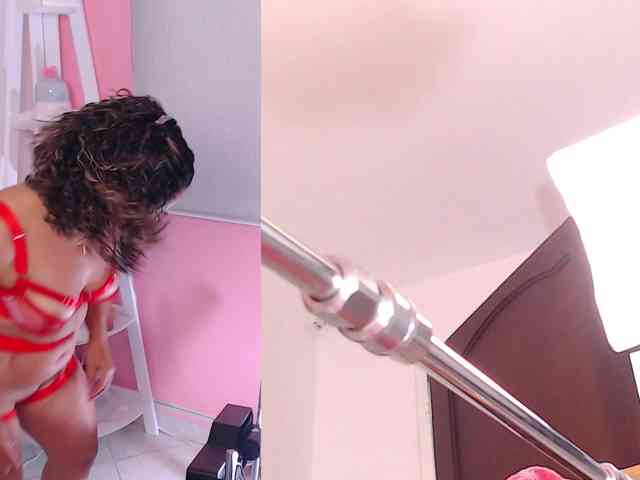 Mila-Moans webcam