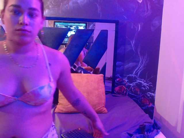 selenenn webcam